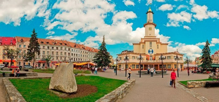 День-міста-Івано-Франківська-2015[1]