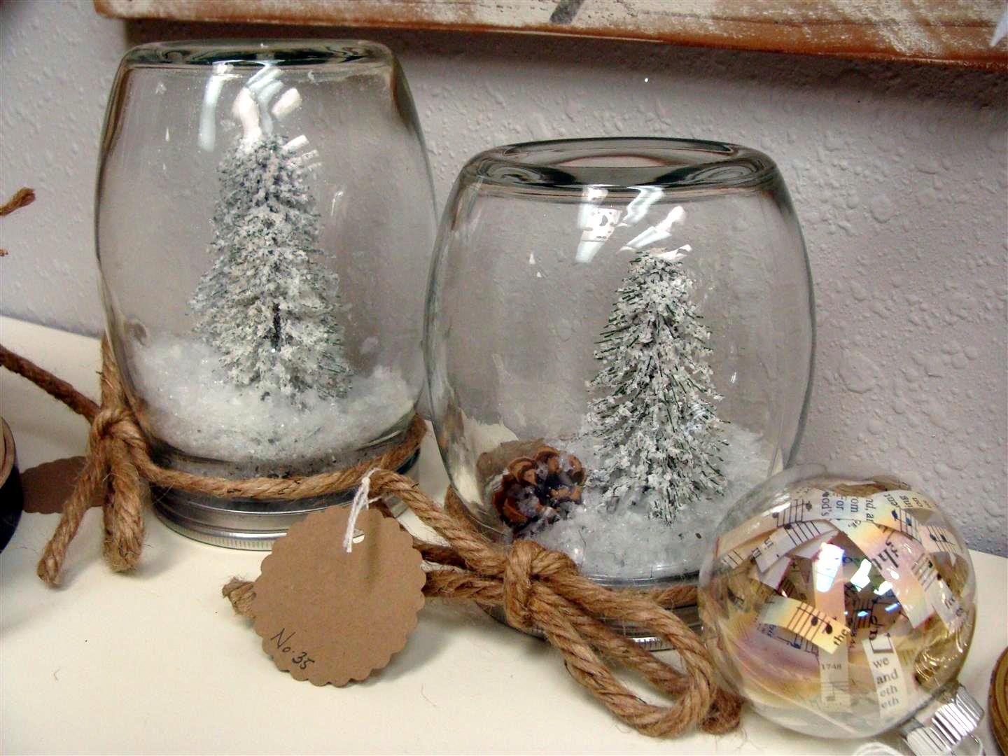 clear-glass-convex-mason-jar-hand-craft-snowy-pine-tree-and-pine-cone-filler-jute-rope-mason-jar-decoration-mason-jar-snow-globe-decorations-christmas-craft-[1]