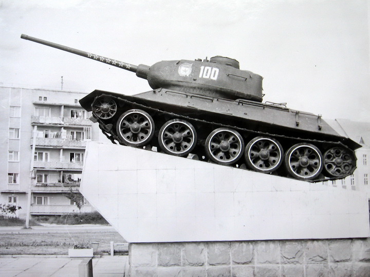 tank_t-34_frankivsk