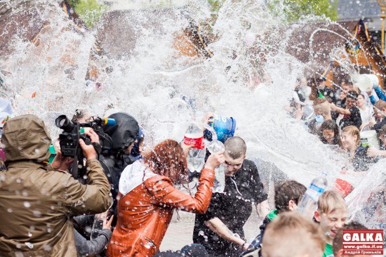 Polivaniy-ponedilok-2043