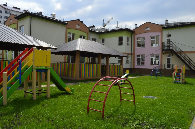 садок, вишиванка, франківськ