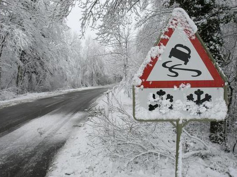 На Україну насувається новий циклон, прогнозують сніг і сильний вітер