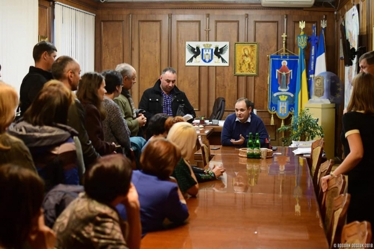 46267299_2046539632035775_981765649111973888_n[1]