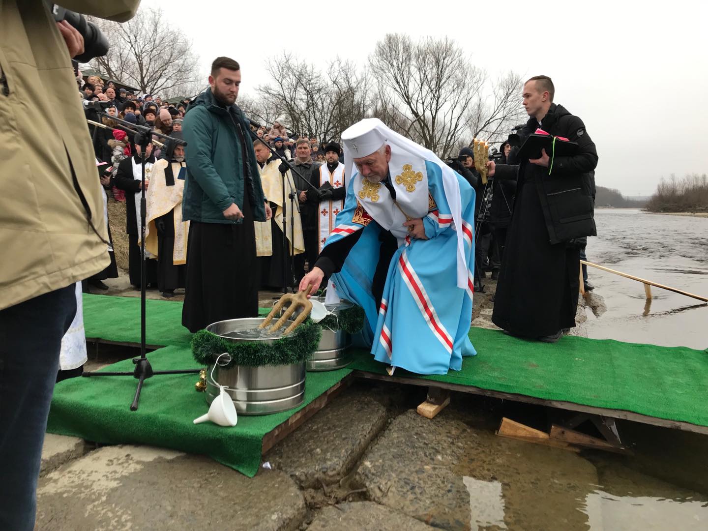 82660338_2470245846626390_4154821254706102272_n-1.jpg.pagespeed.ce