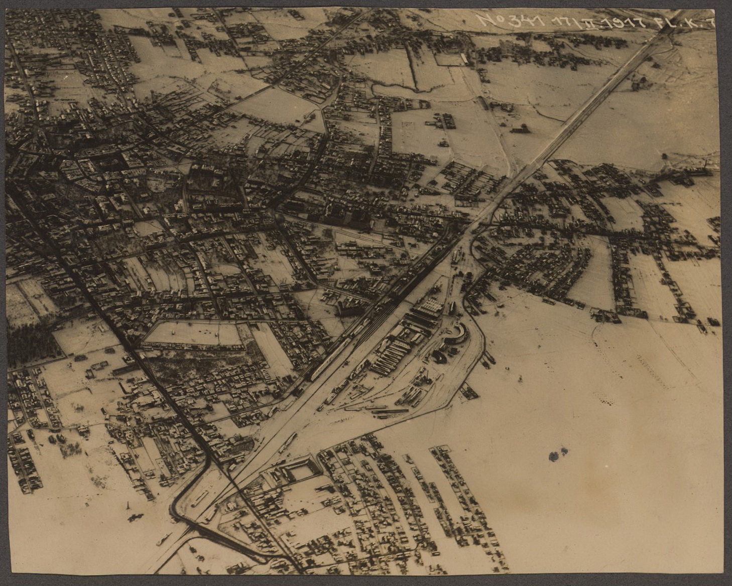 Станиславів з неба 1917: як виглядало місто під час російської окупації: фото