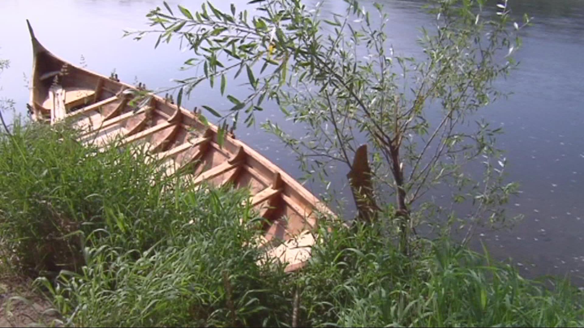 човен лодія