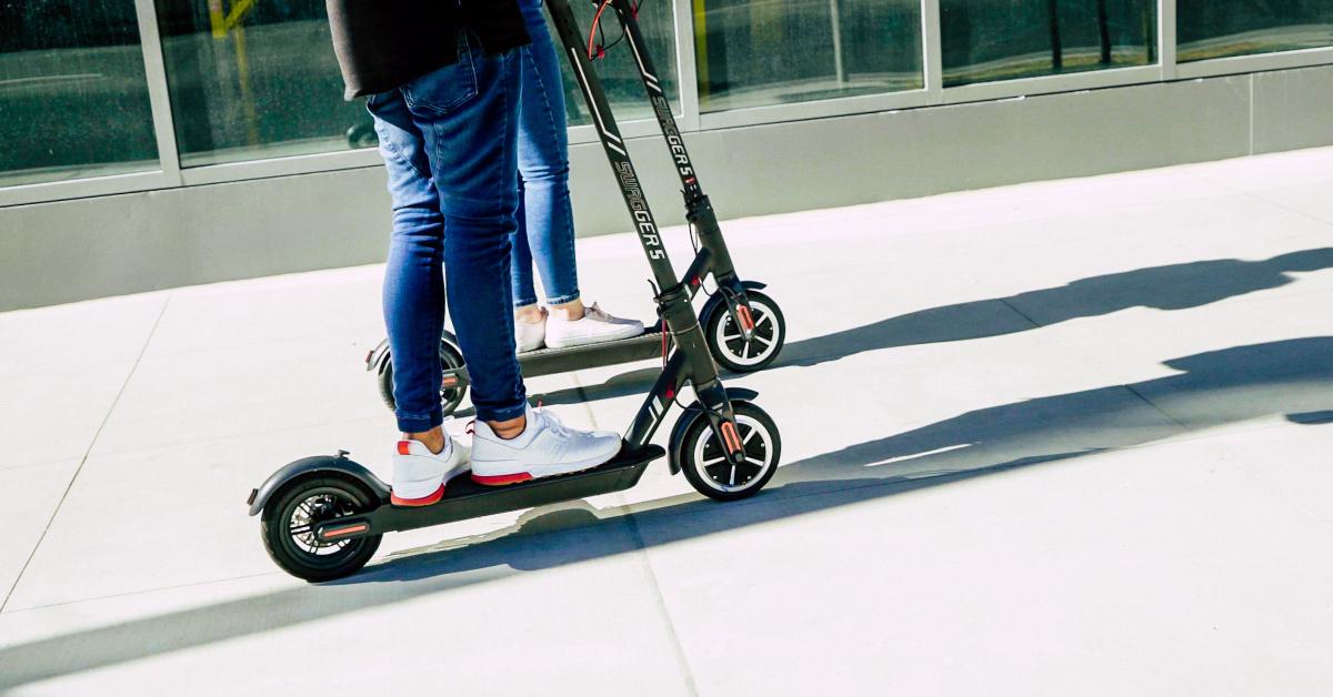 can-electric-scooters-go-up-hill-1