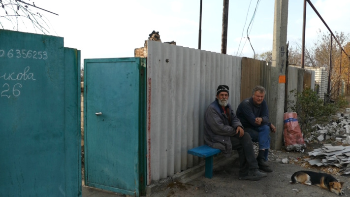Людське не горить. Як волонтери допомагають погорільцям Луганщини (ФОТО)