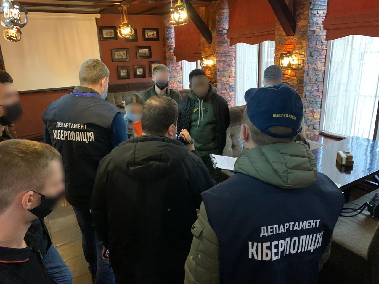 b90deea582b0a9632edc83a4a7a03540b84eed1f16b126ab49fb785dce3d3c2a