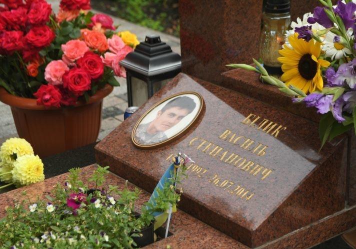 461c9910-3fdf-4862-9856-75ff309ee1aa