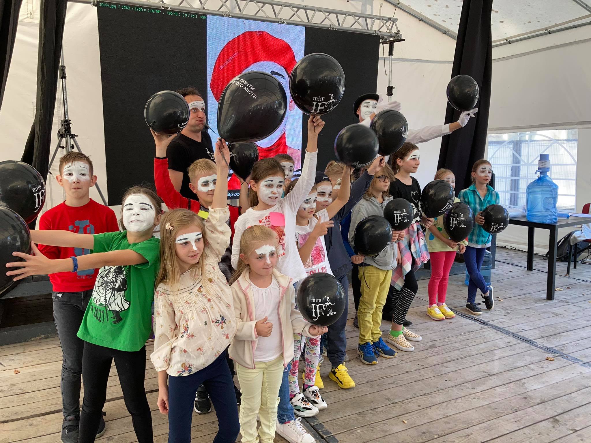 241520568_368709951631850_4412820740537632120_n