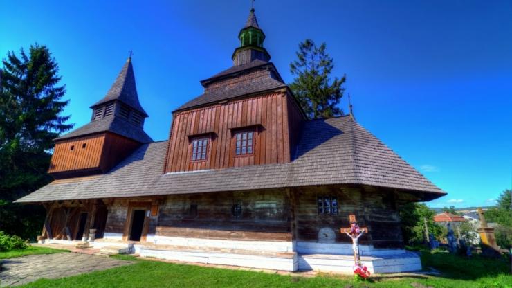 czerkva_sv.duha_1598-740x416.jpg.pagespeed.ce