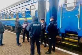 “Червона” зона: поліція оштрафувала 41 прикарпатця та винесла 914 постанов