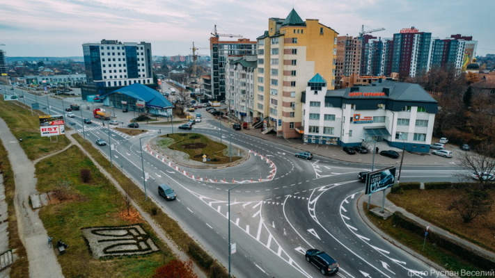 Нові знаки, розмітка та рух велосипедистів: чи стануть дороги Івано-Франківська безпечнішими ФОТО