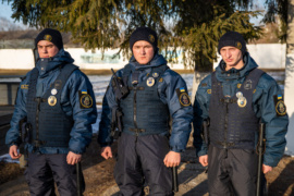 У Франківську врятували чоловіка, який невдало скупався на Водохреща