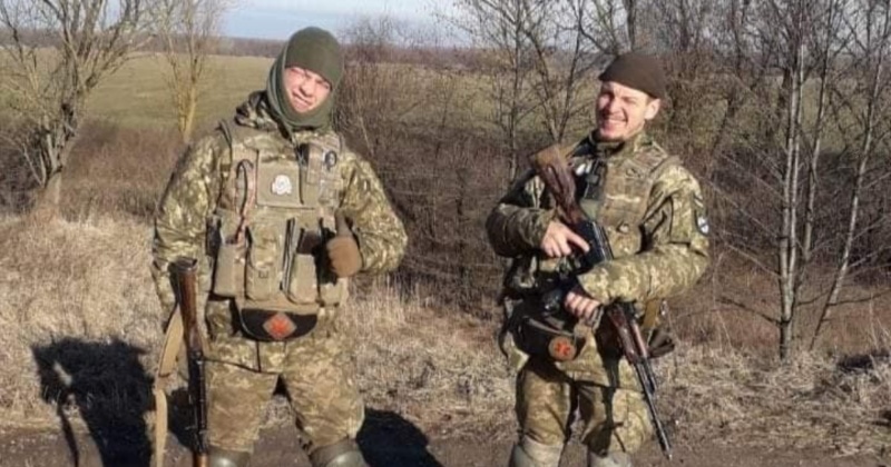 "Я сподівався знайти їх живими", - батько загиблих героїв Олег Бутусін дав інтерв'ю (ВІДЕО)