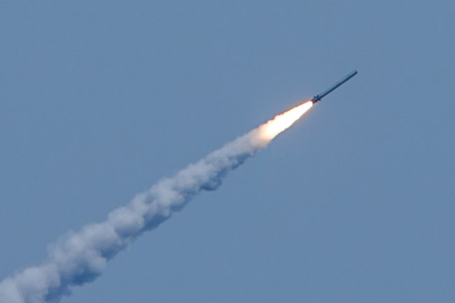 Росія знову випустила ракети по Україні