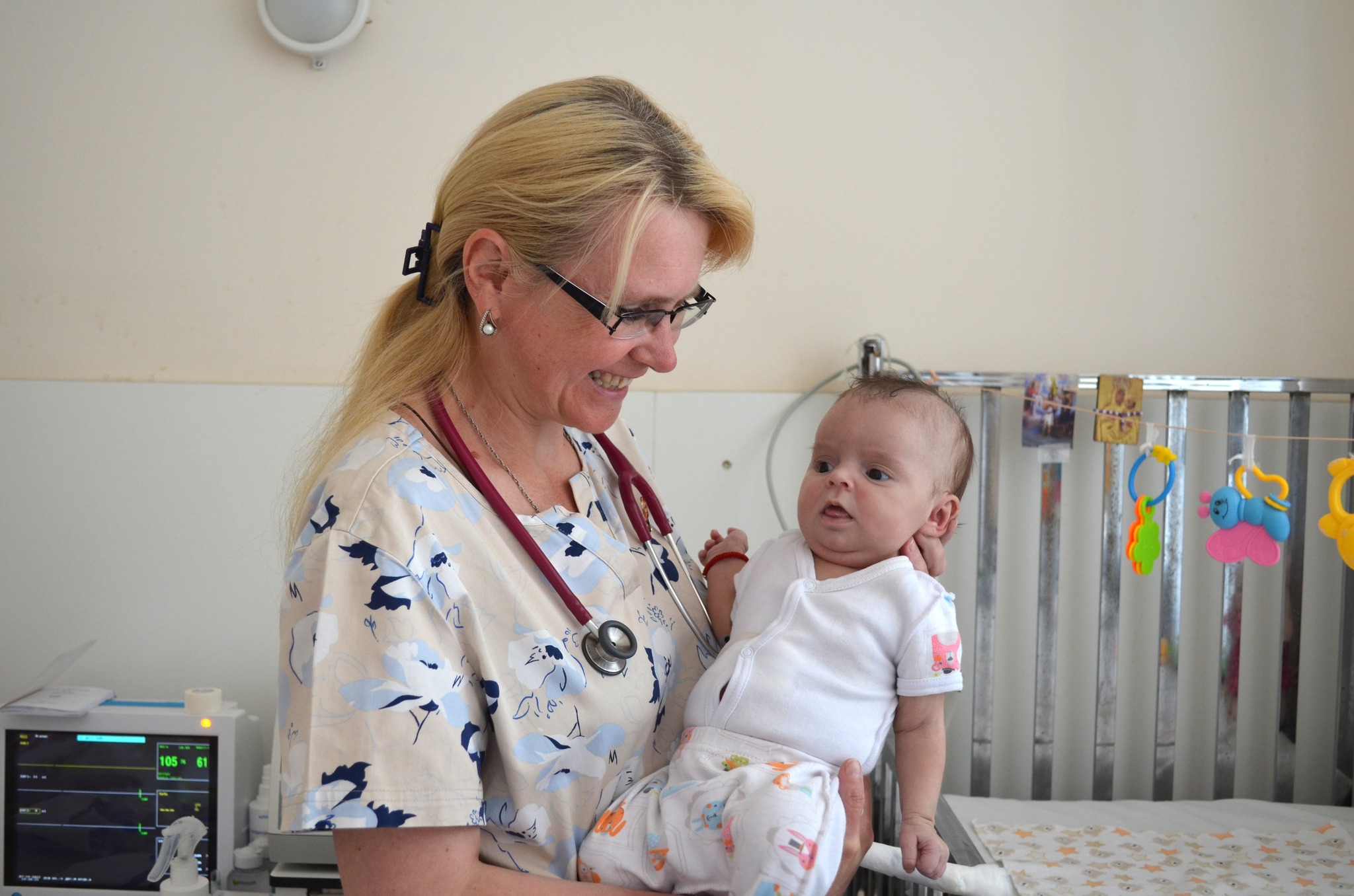 У Львові врятували немовля з Прикарпаття з важкою патологією нирок