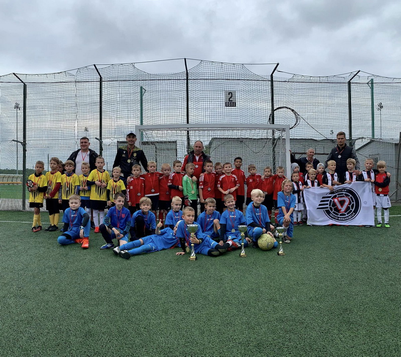 У Франківську розпочався дитячий футбольний турнір Uragan Cup-2022 6
