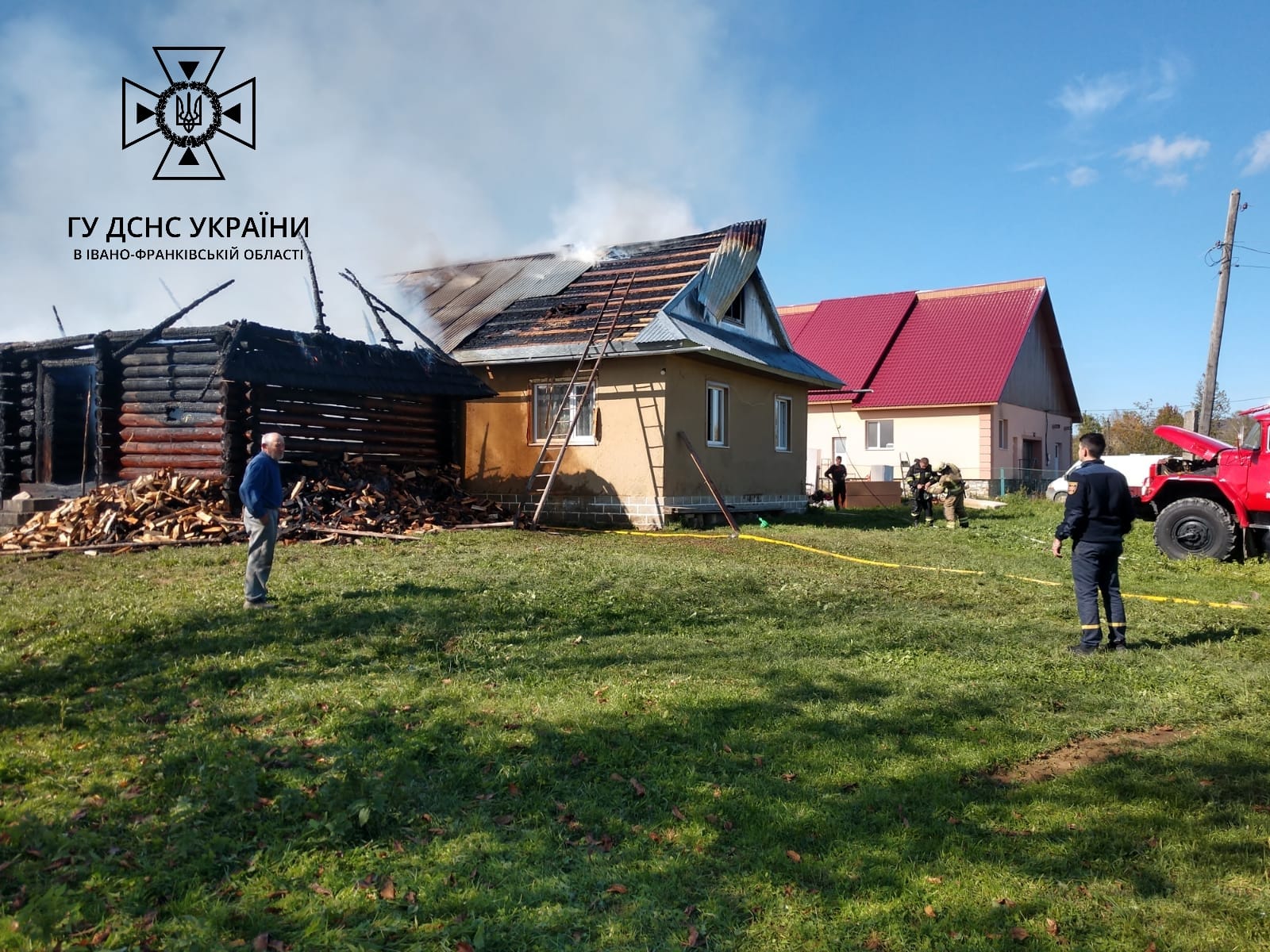 На Косівщині загасили пожежу житлового будинку