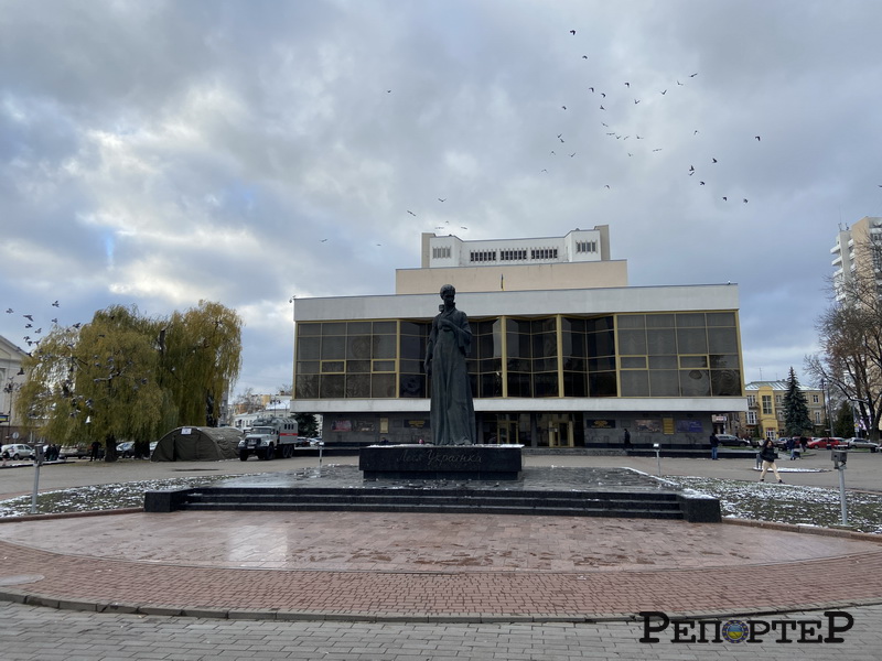 Театральна площа у Луцьку