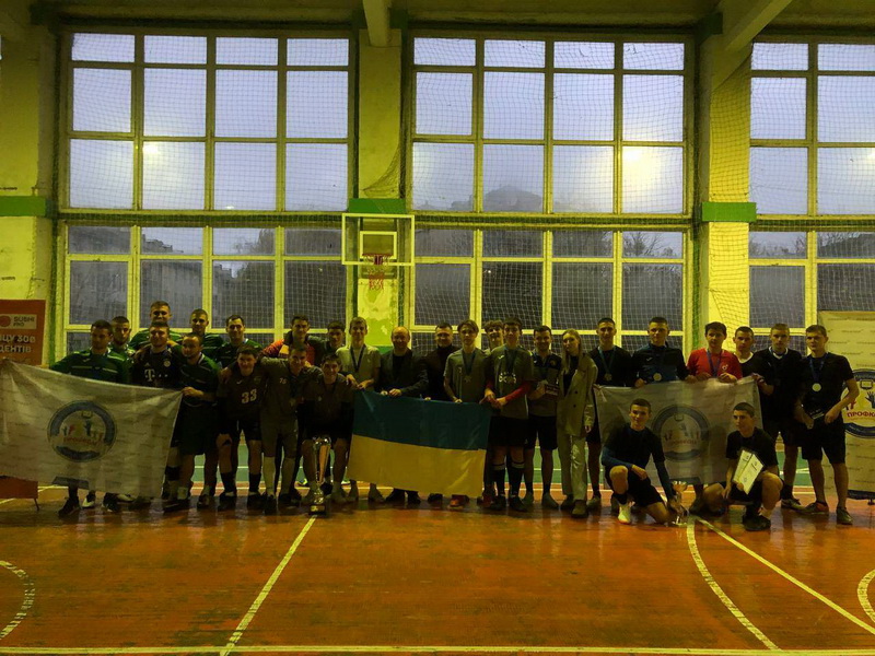 У Франківську на турнірі з мініфутболу студенти зібрали 30 тисяч_ 2
