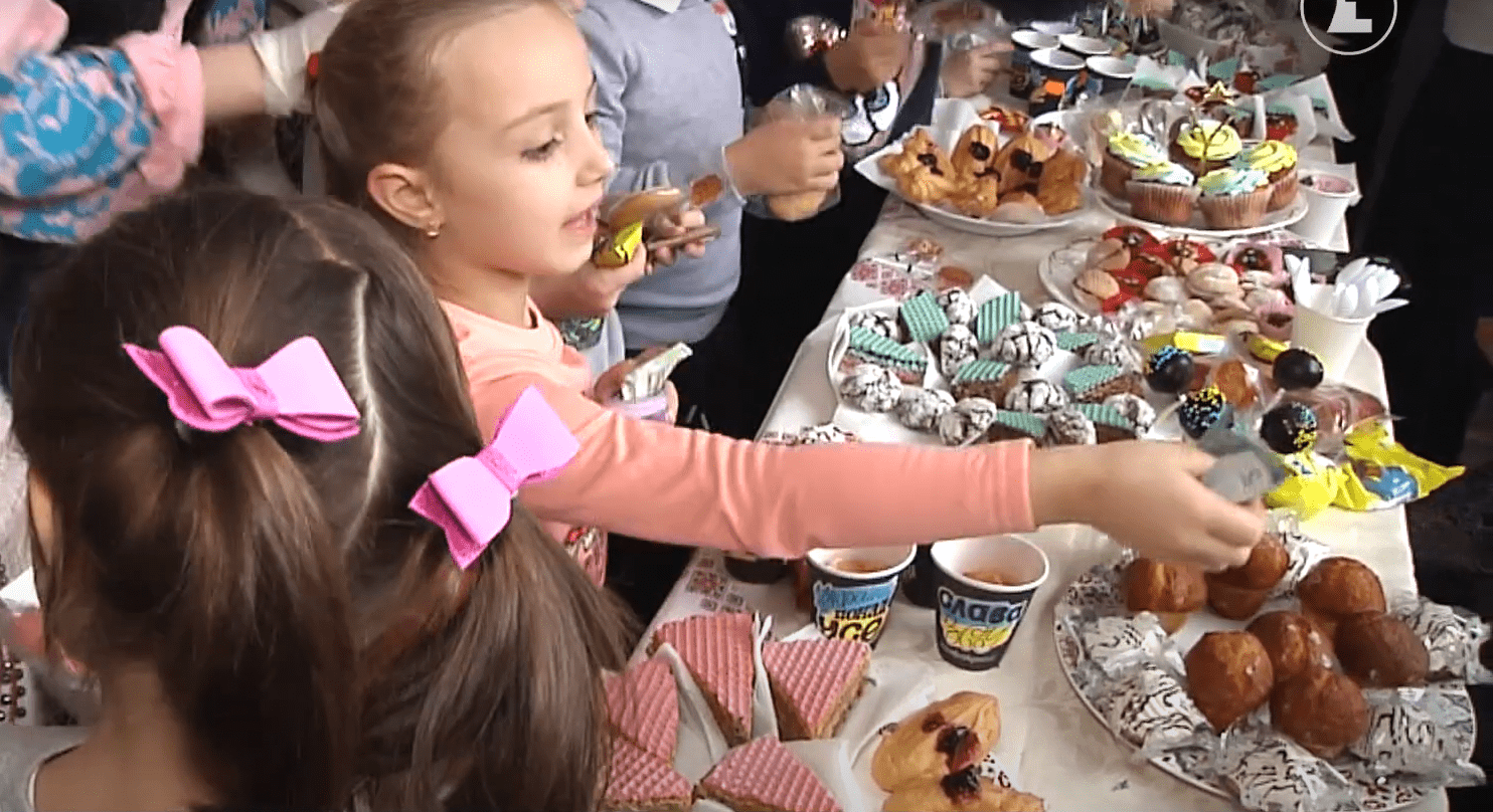 Школярі ярмарок