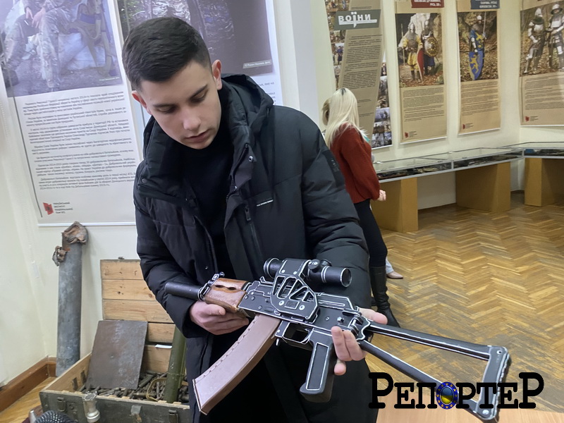 виставка моделей військової техніки Франківськ