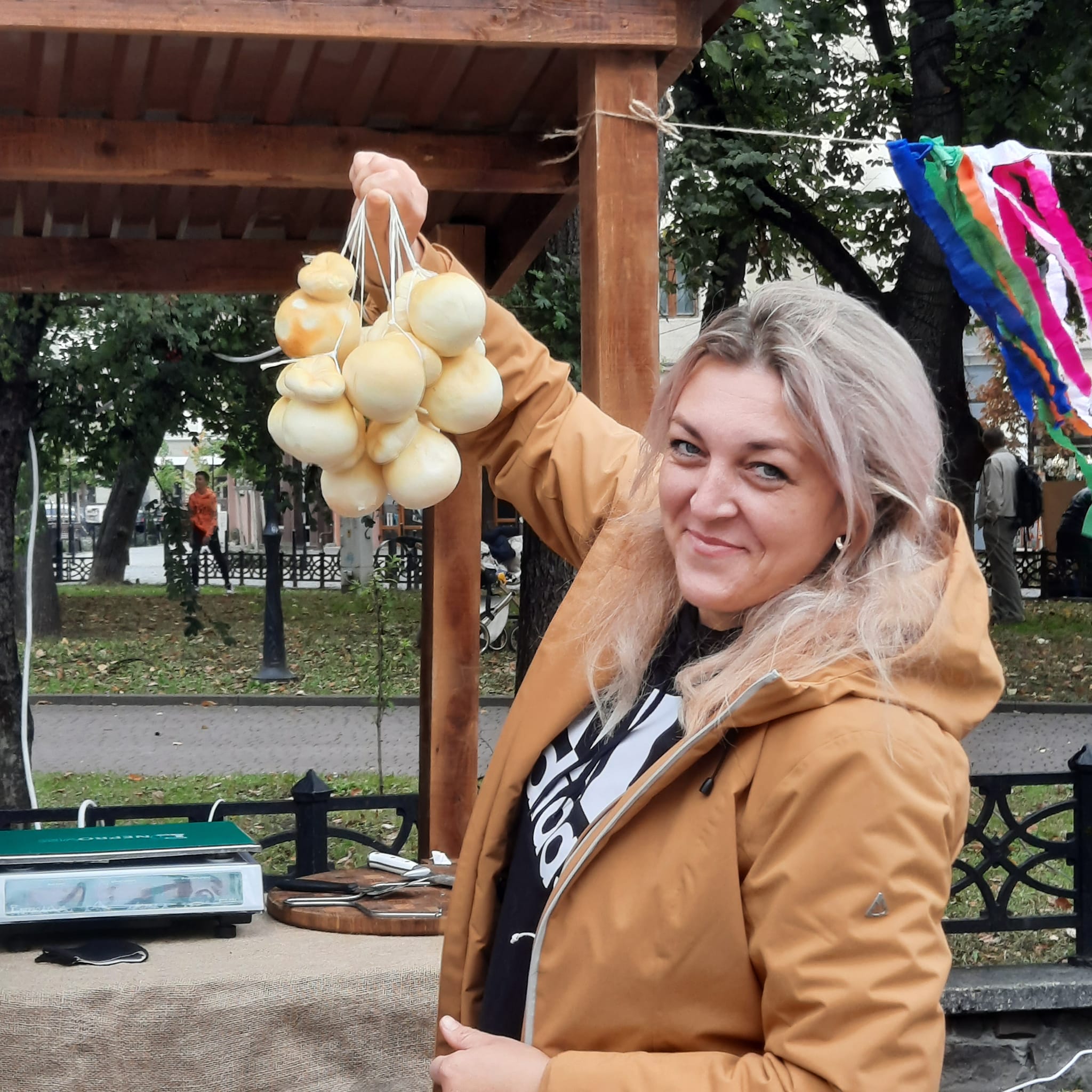 Наталія Пальчак на ярмарку в Івано-Франківську