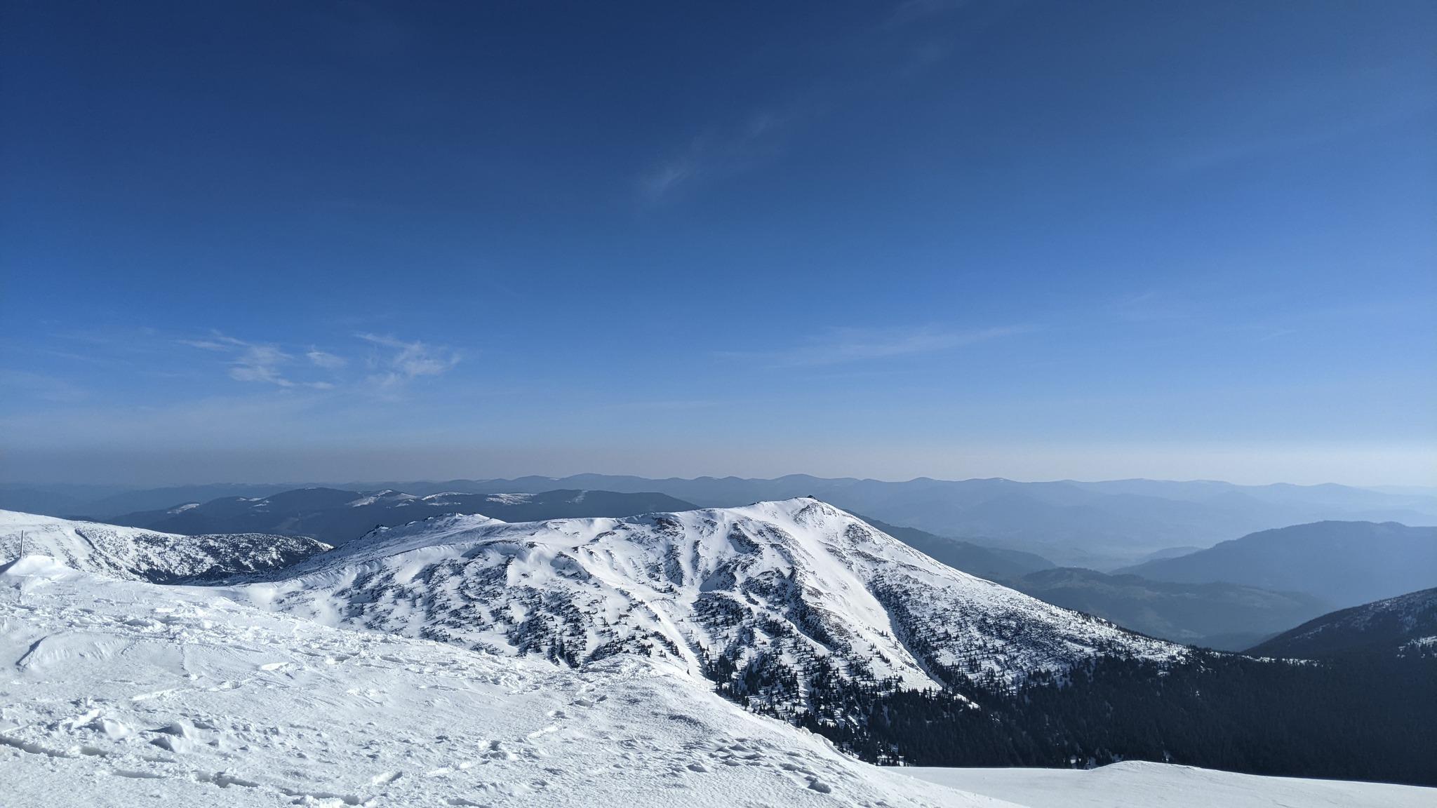 У Карпатах - сніг і мороз, зберігається лавинна небезпека