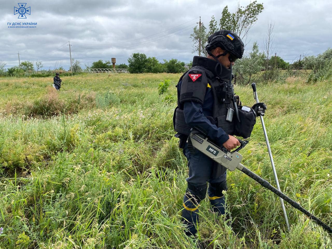 Піротехніки Франківщини розміновують Херсонщину