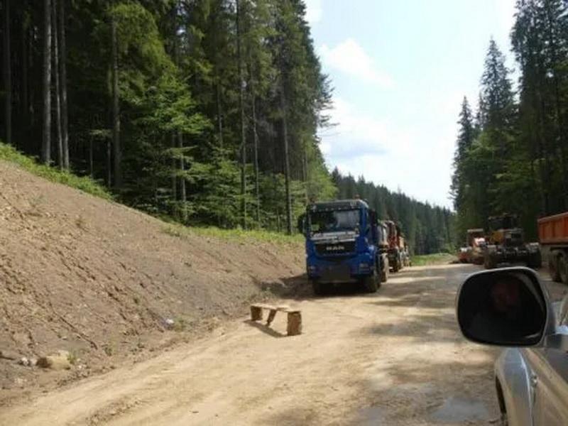 Приватні курорти «Буковелю» з’єднають новою дорогою за державний кошт