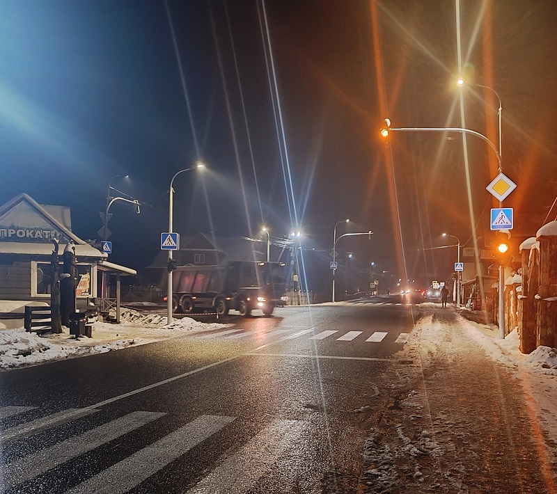 У Татарові на перехресті встановили світлофори
