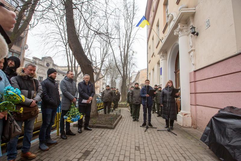 У Франківську відкрили пам'ятні дошки ще трьом захисникам