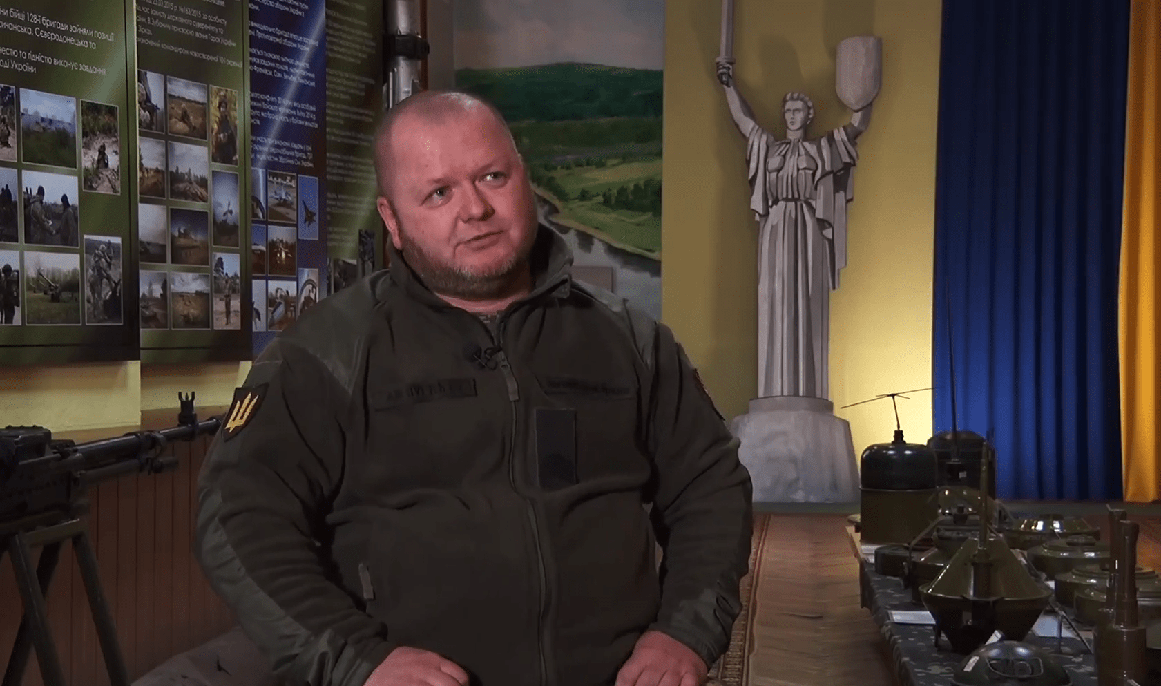 повернувся