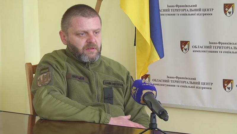 Не «хабарники», не «ухилянти» й не «родичі генералів». Андрій Яворський після чотирьох поранень нині служить у ТЦК (ВІДЕО)