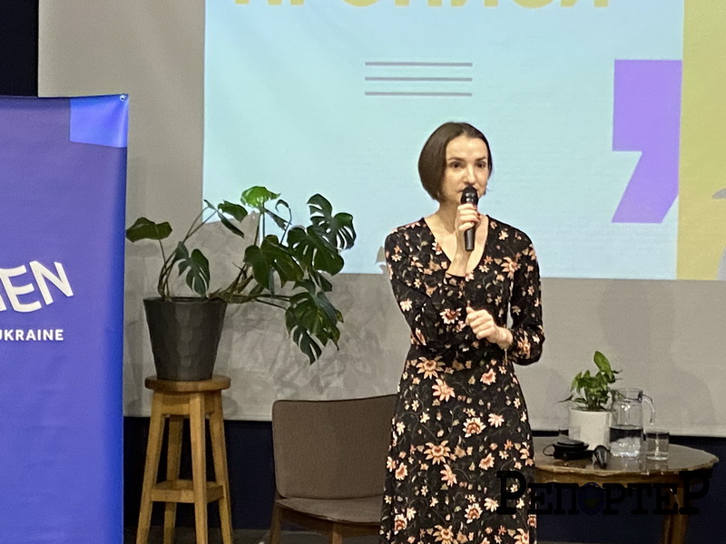 В івано-Франківську відкрили літературний фестиваль «Прописи»