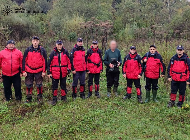 Рятувальники Прикарпаття відшукали чергового грибника