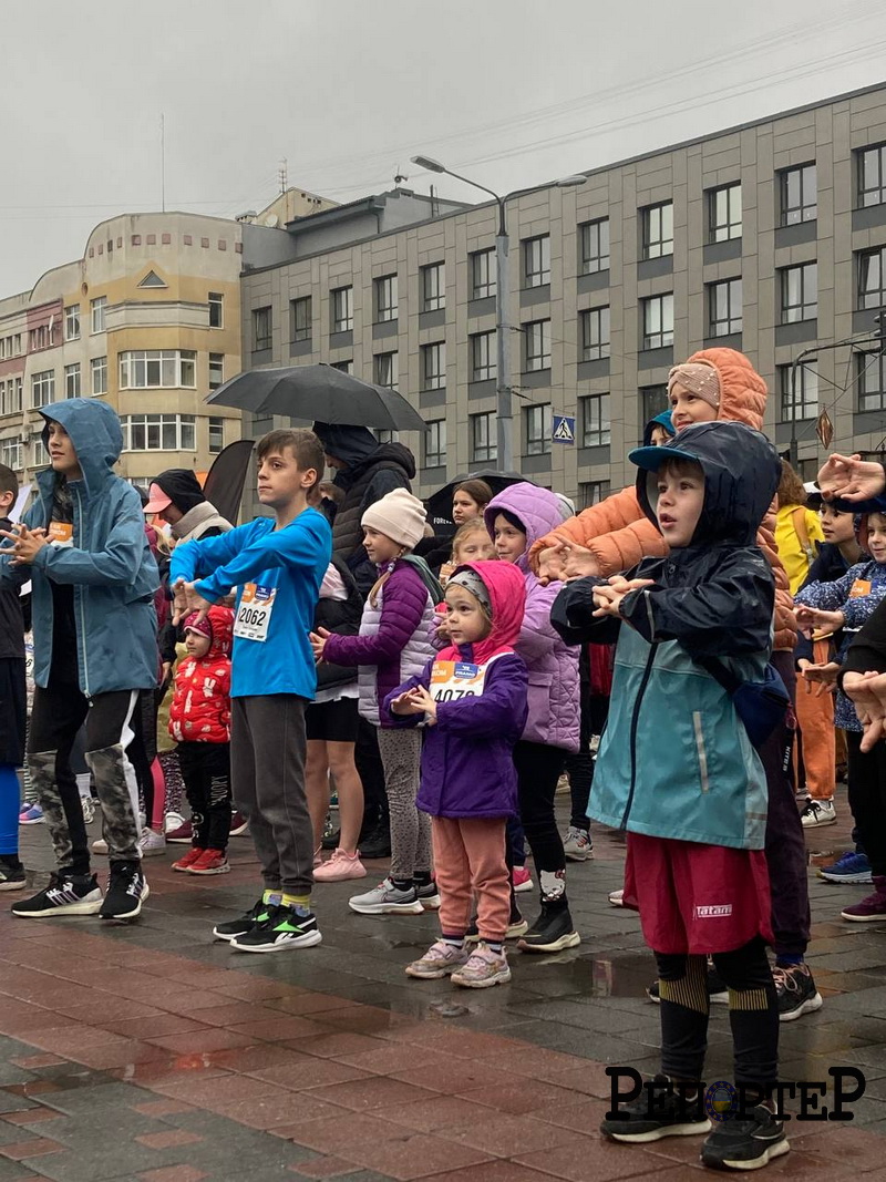 Frankivsk Half Marathon зібрав 1750 учасників (ФОТО)