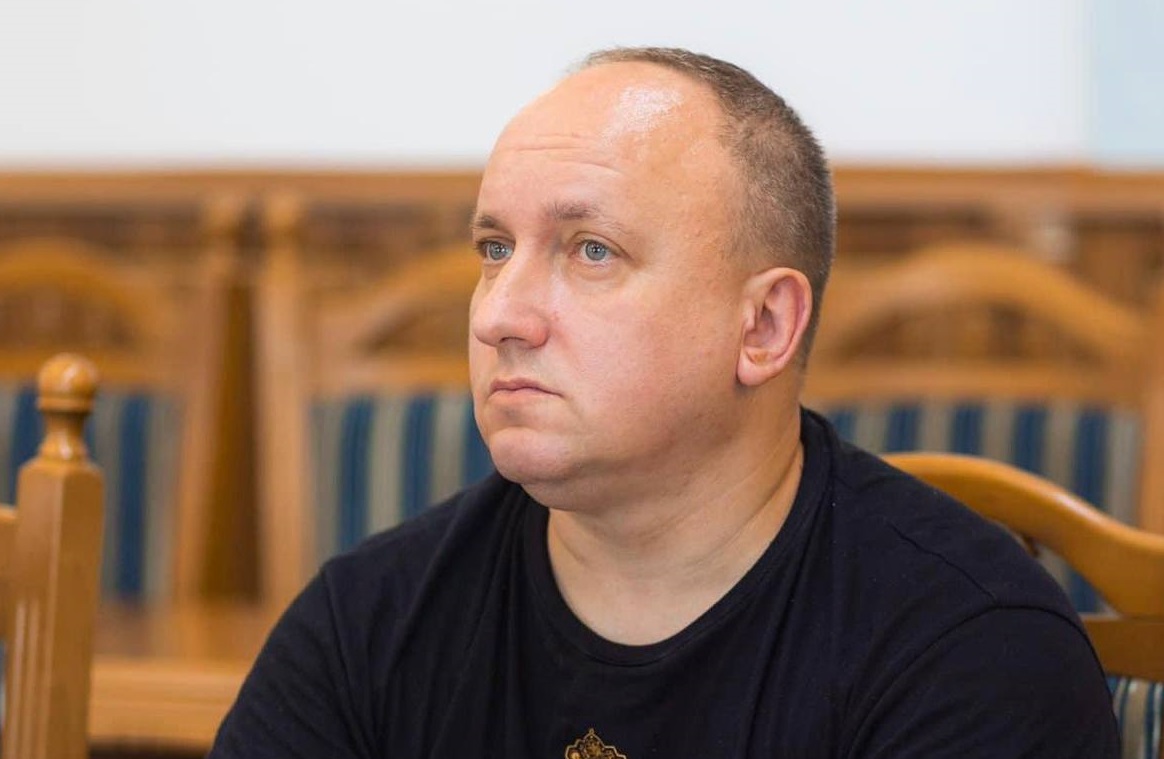 роман адамович