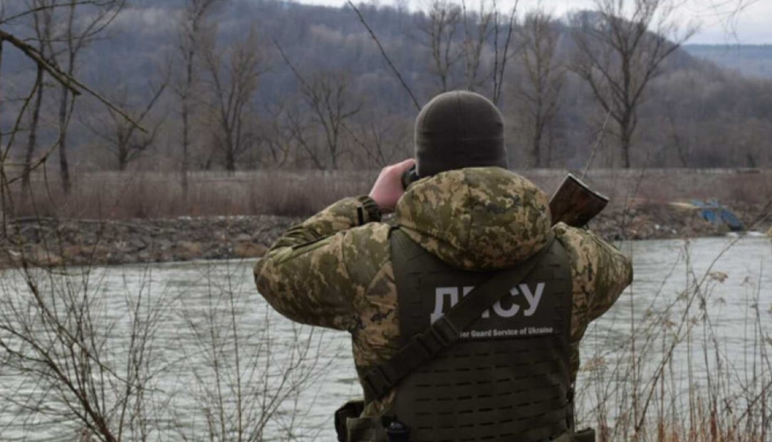 Переправляла ухилянтів за 1000_2