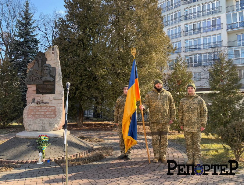 У Франківську вшанували памʼять героїв Небесної сотні (ФОТО)