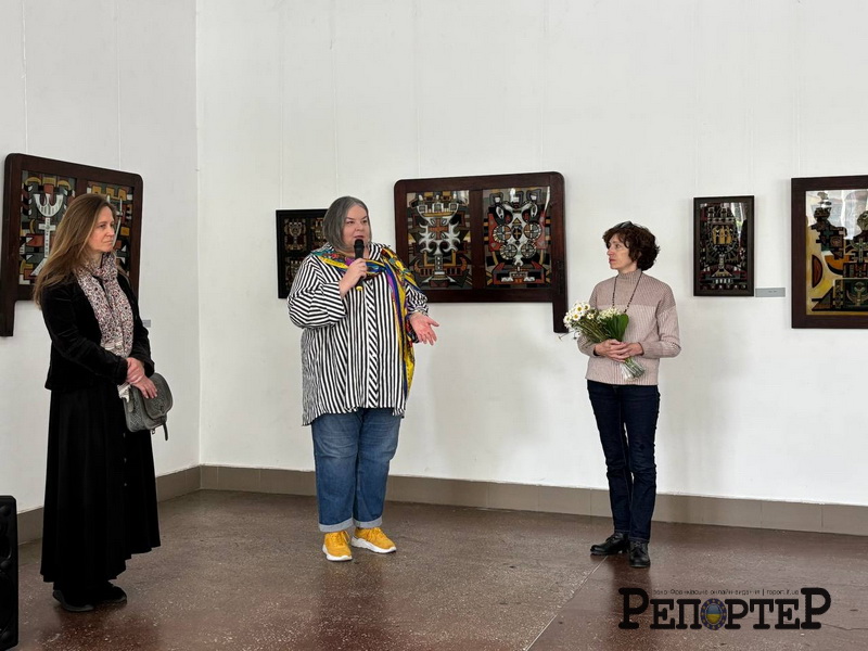 у Франківську відкрили виставку Оксани Андрущенко «Шлях»