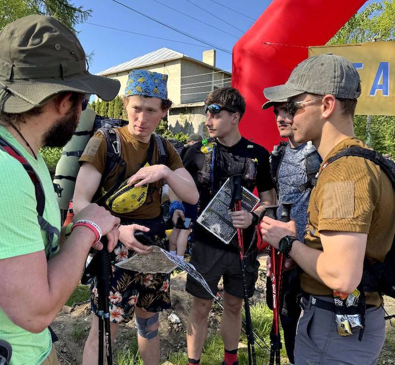 стежками-героїв-косів5