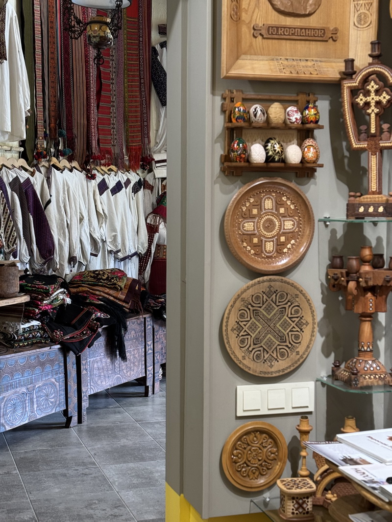 Дєдик» – колекція мистецтва, строїв та пам’яті