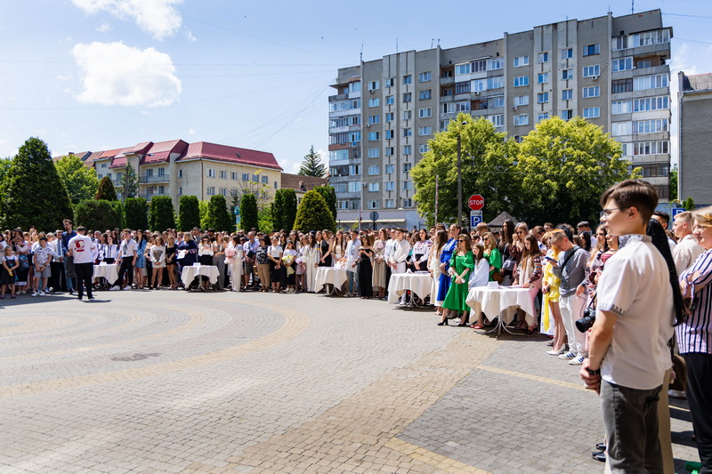 В Університеті Короля Данила вручили дипломи випускникам (ФОТО)