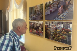 Місто сонця і моря. У Тисмениці подружжя фотографів презентувало виставку про французький Антіб (ФОТО)