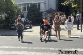 “Смуга перешкод, а не прогулянка”. У Франківську ветерани тестували вулиці й заклади на доступність