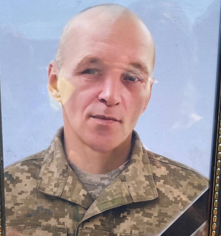 Івано-Франківщина втратила ще двох військових на війні з російськими окупантами. Загинули Андрій Гудчак з Городенківської громади, Ігор Ребеджук з П’ядицької громади та Мирослав Наталюткін з Івано-Франківщини.