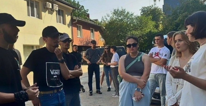 У четвер, 16 серпня в Івано-Франківську громадська організація "Інсайт" проводила відкриття ком'юніті-центру для ЛГБТ+ людей.